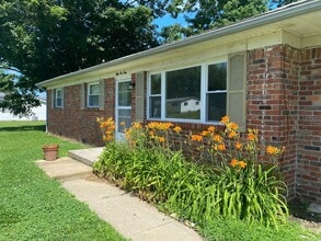 Building Photo - 5440 W Orchard Dr
