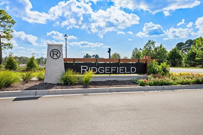 Building Photo - 3144 Fair Rdg Wy