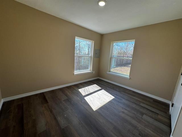 Building Photo - 210 Reta Ave