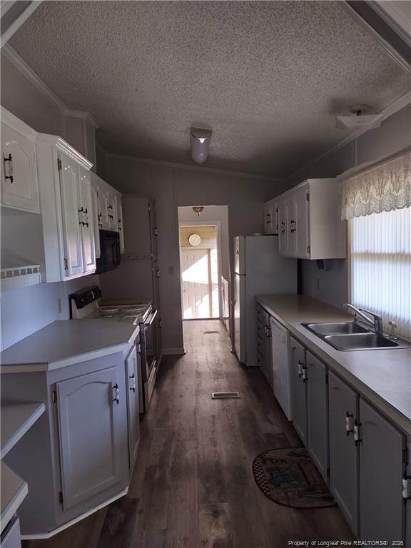 Building Photo - 6331 Rennert Rd