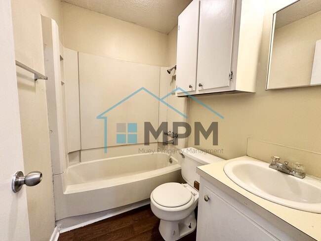 Building Photo - 117 Jennifer Ln