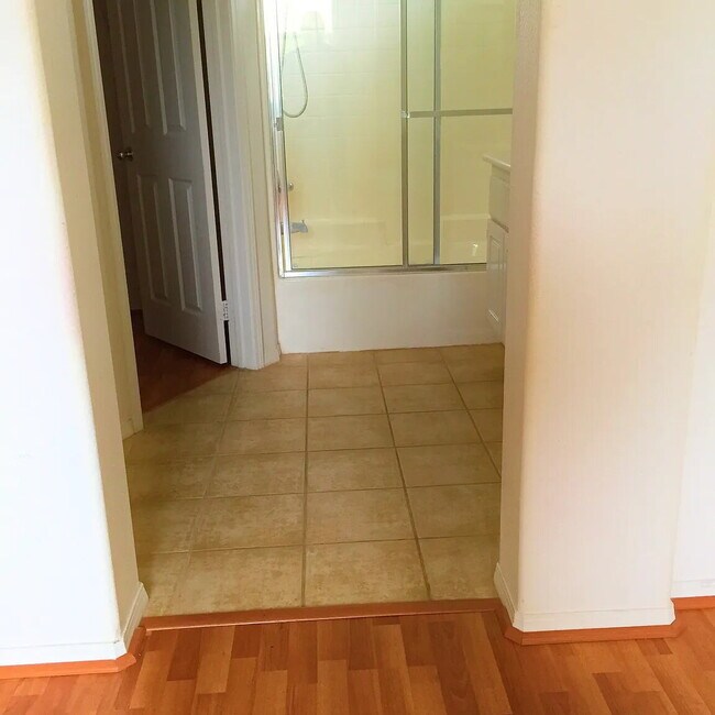 Building Photo - "Charming 2-Bed, 2-Bath Retreat in Moreno Valley – 1,110 Sq Ft of Comfort!"