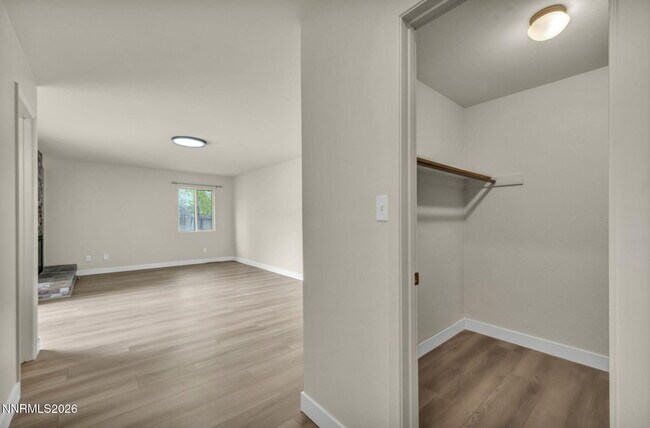 Building Photo - 908 Wagner Dr