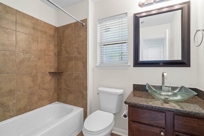 Building Photo - 10322 Ivy Oaks Ln