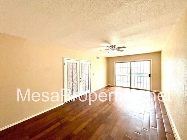 Building Photo - 15261 San Jose Dr