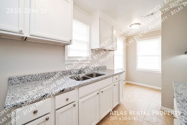 Building Photo - 2810 20th St