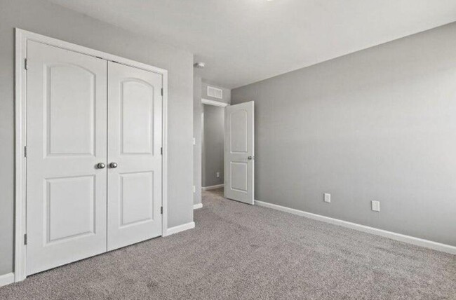 Building Photo - 6080 Arbor Wds Wy
