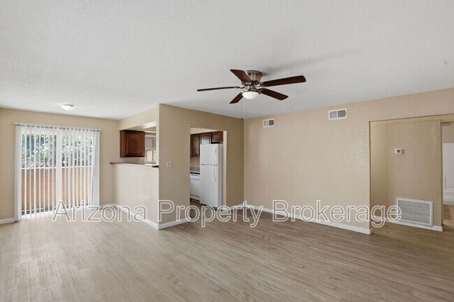 Building Photo - 607 W Rio Salado Pkwy