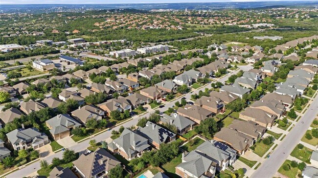 Building Photo - 15513 La Catania Way