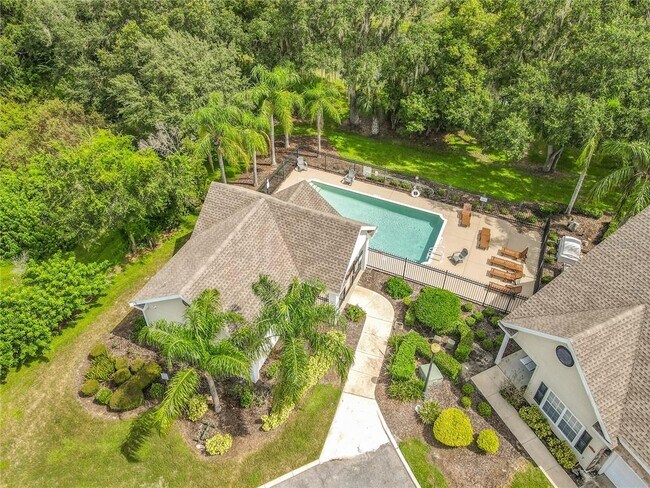 Building Photo - 2051 Winterset Dr