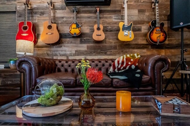 Building Photo - 5200 St Georges Green