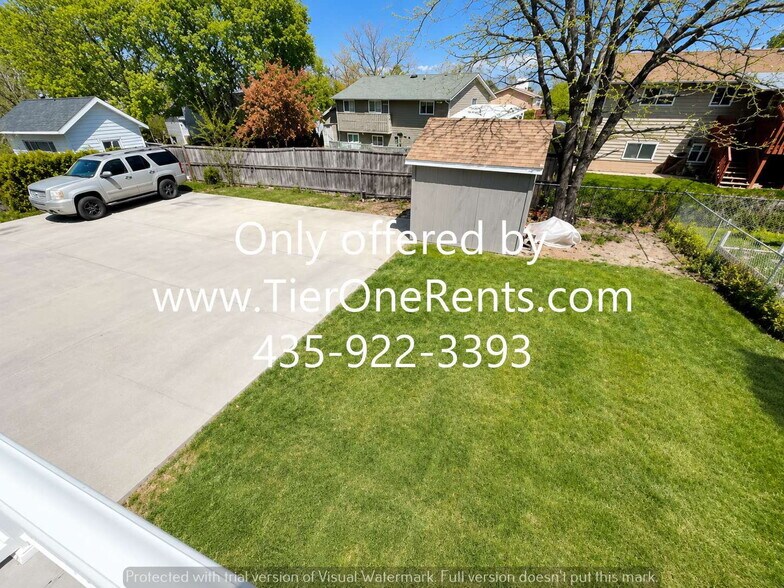 Building Photo - This property offers a NO DEPOSIT option available for qualified renters!