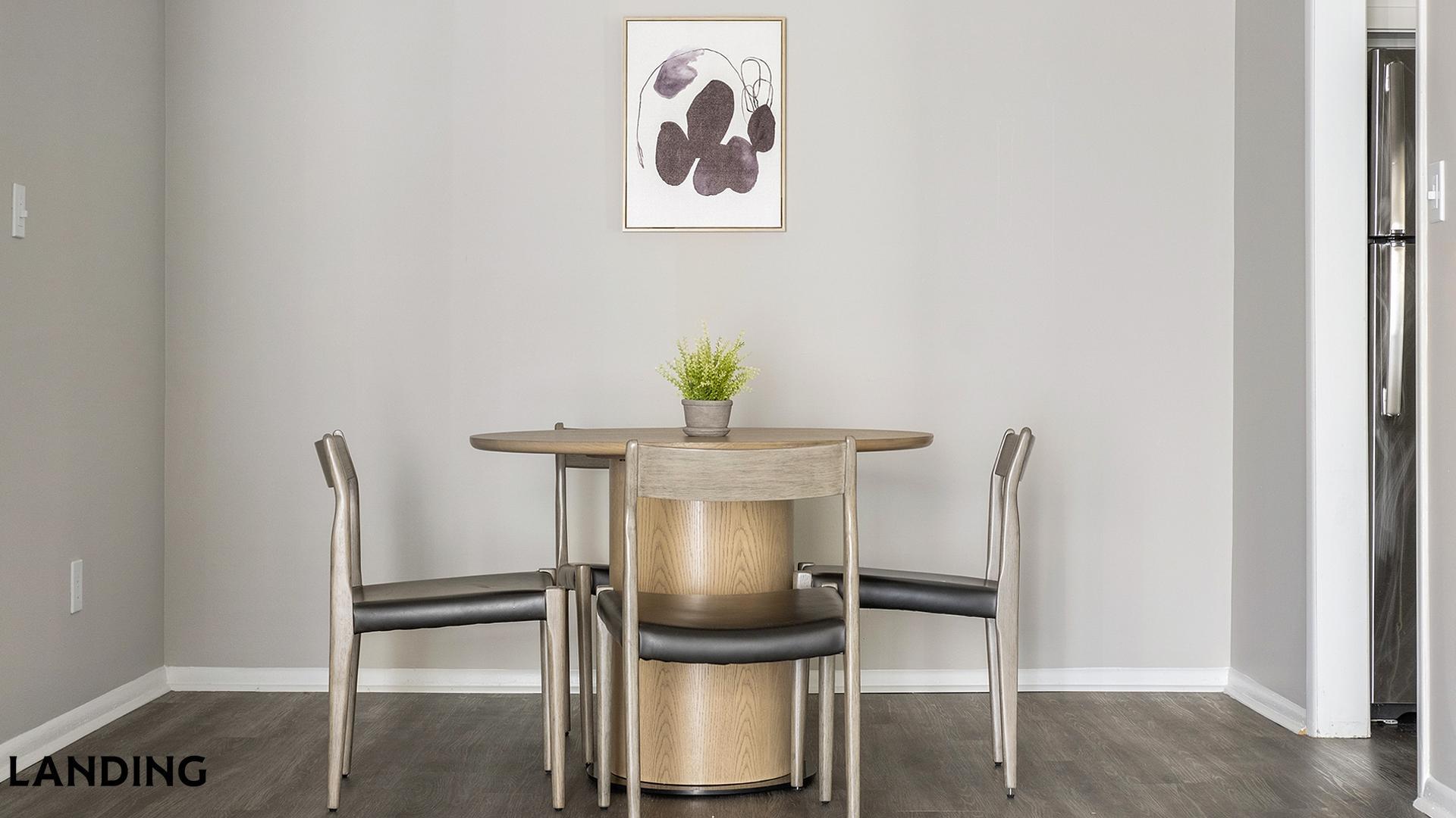 Building Photo - 3450 Manor Dr