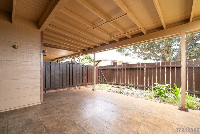 Building Photo - $3,200 / 3br - 1370ft2 - Quaint and Cozy 3...