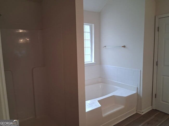 Building Photo - 122 Brenleigh Park Dr