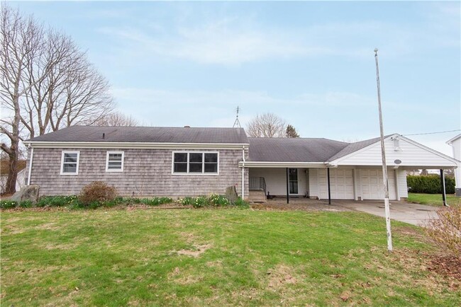 Primary Photo - 214 Morrison Ave