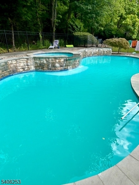 Building Photo - 414 Mineral Springs Dr