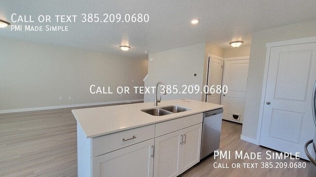 Building Photo - 328 Grassland Dr