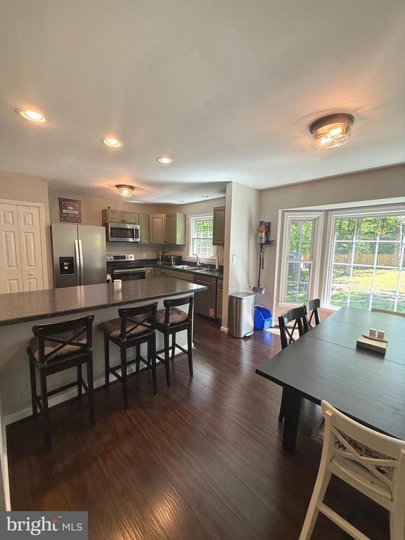 Building Photo - 2308 Harpoon Dr
