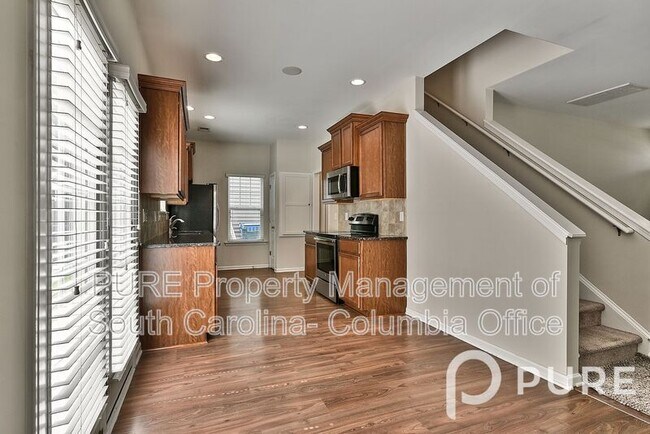 Building Photo - 512 Spanish Leaf Ln