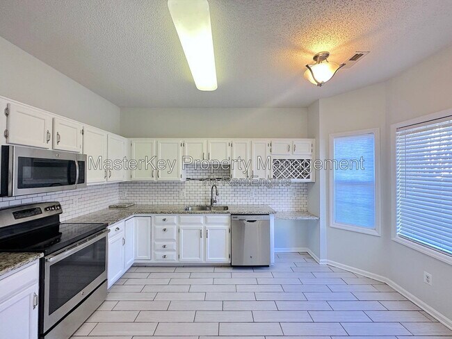 Building Photo - 114 Pointe Crest Ct