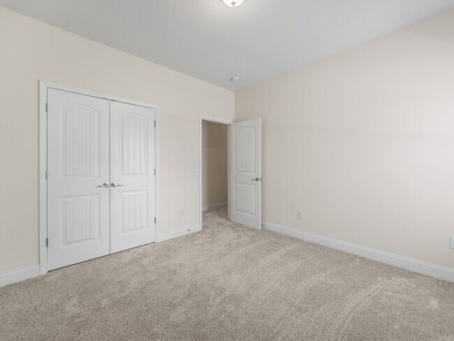 Building Photo - LUXURY RENTAL: Exquisite 4 BR, 2 BA, 2 Car...