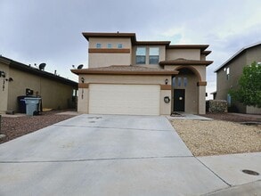 Building Photo - Beautiful 4 bedroom 2.5 bath home in Northeast El Paso!