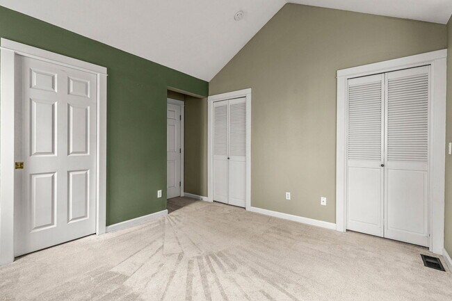 Building Photo - 10267 NW Alder Grove Ln