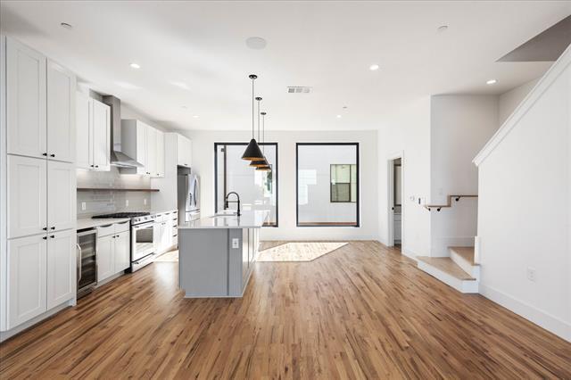 Building Photo - 2107 N Garrett Ave