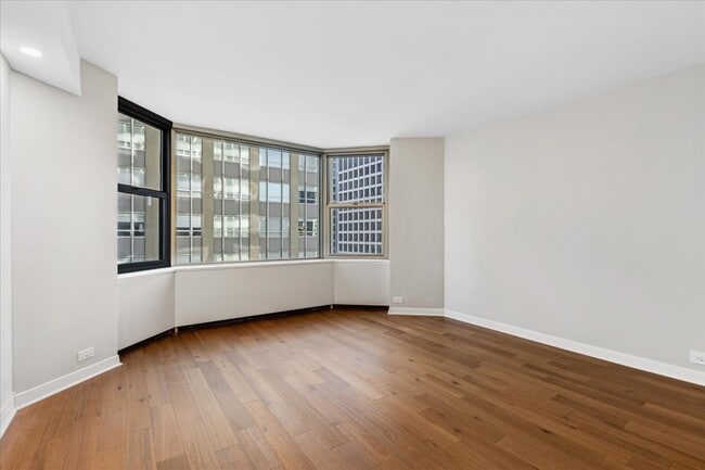 Building Photo - 535 N Michigan Ave