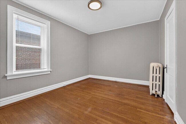 Building Photo - 5252 Bancroft Ave