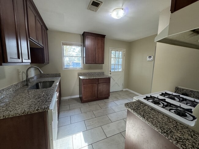 Building Photo - 4967 Sea Isle Rd