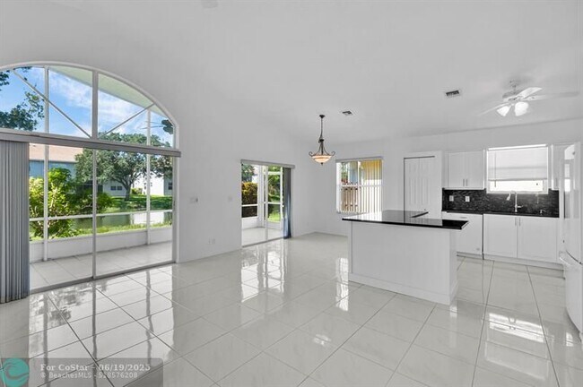 Building Photo - 9631 Orchid Grove Trail