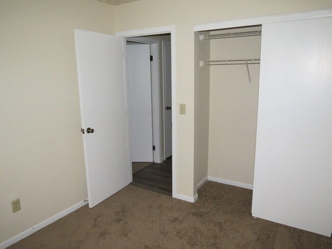 Building Photo - 1091 Rendezvous Ln