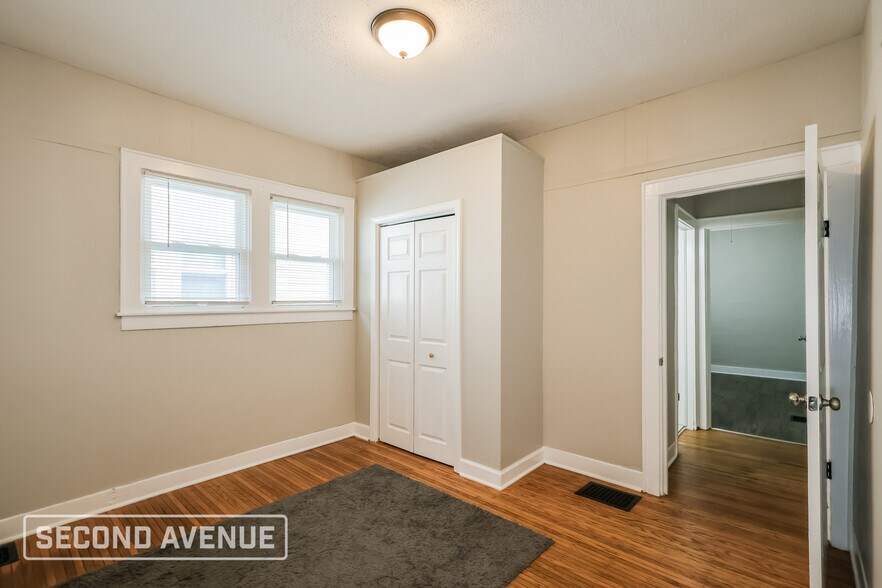 Building Photo - 459 S 41st St