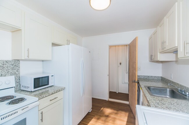 Building Photo - 98-858 Iho Place Unit #B