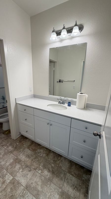 Building Photo - 3098 Acebo Dr