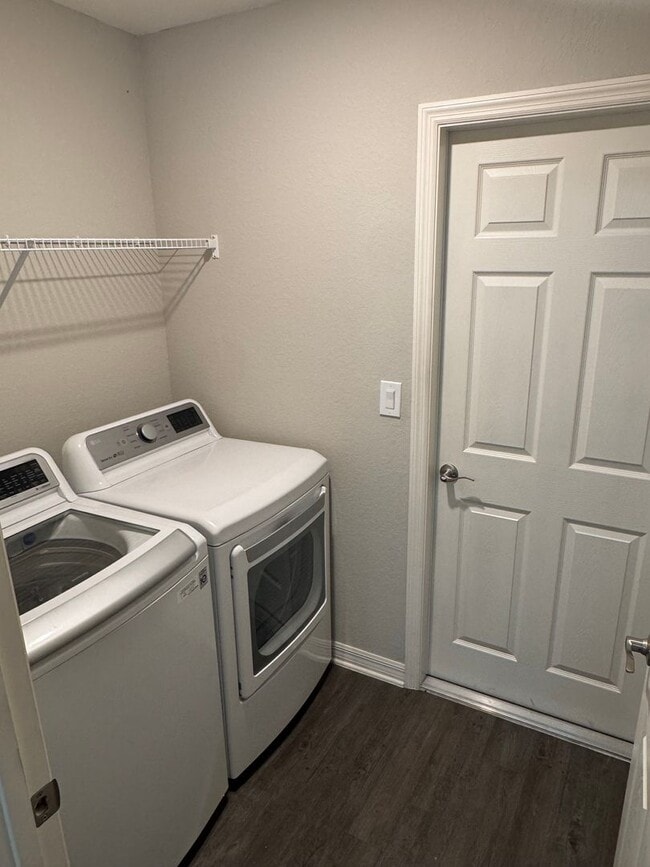 Building Photo - Charming Winter Haven Rental!