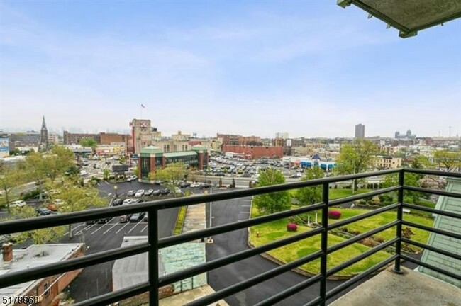 Building Photo - 3505 Bergen Turnpike