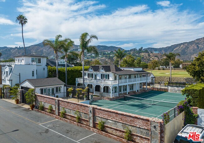 Building Photo - 23457 Malibu Colony Rd