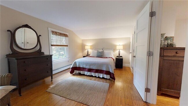 Building Photo - 95 Wood Ln