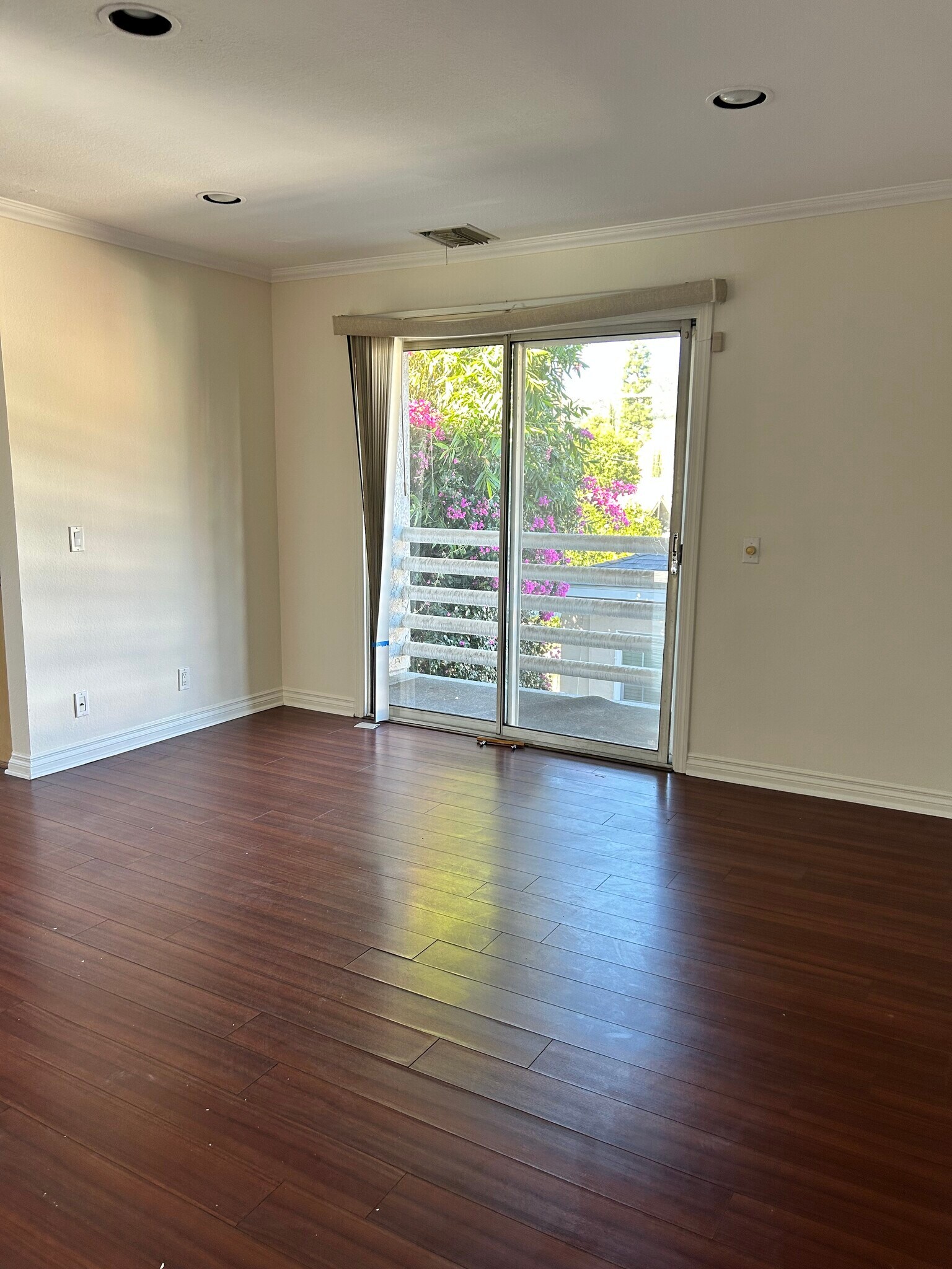 Building Photo - 1825 Keeler St