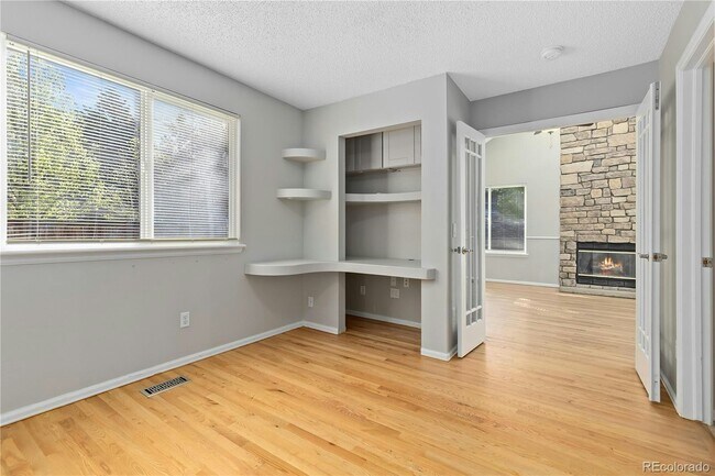 Building Photo - 9890 Concord Pl
