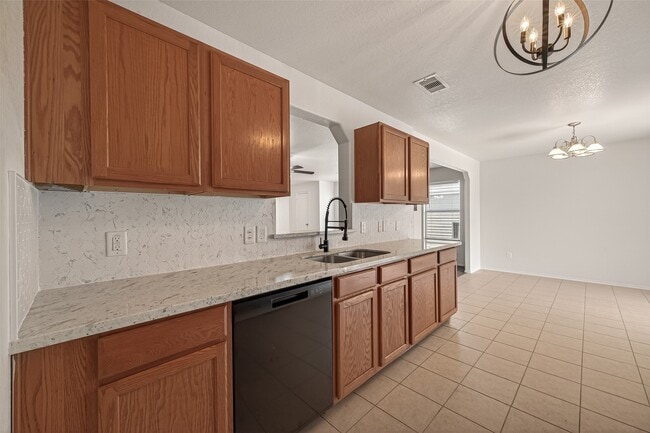 Building Photo - 1123 Desert Springs Ln