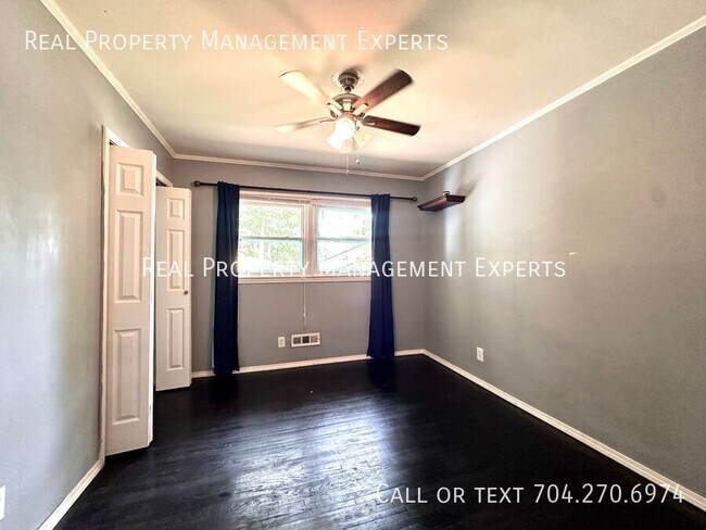 Building Photo - 4429 Firwood Ln