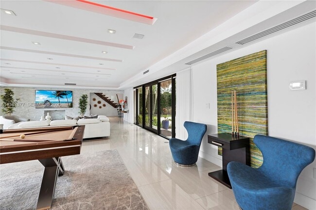 Building Photo - 1025 Diplomat Pkwy