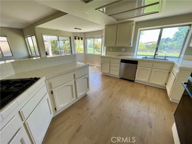 Building Photo - 2234 Olympic View Dr