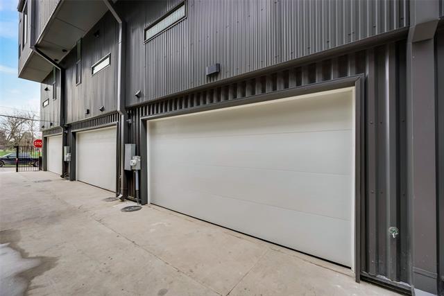 Building Photo - 1906 Annex Ave