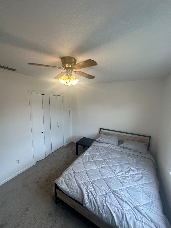 Building Photo - 1902 SE 4th St