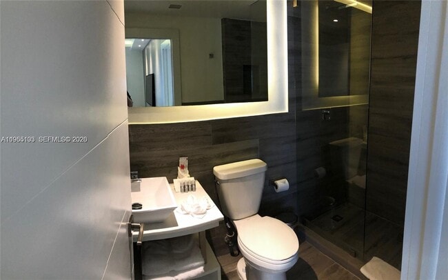 Building Photo - 185 SE 14th Terrace